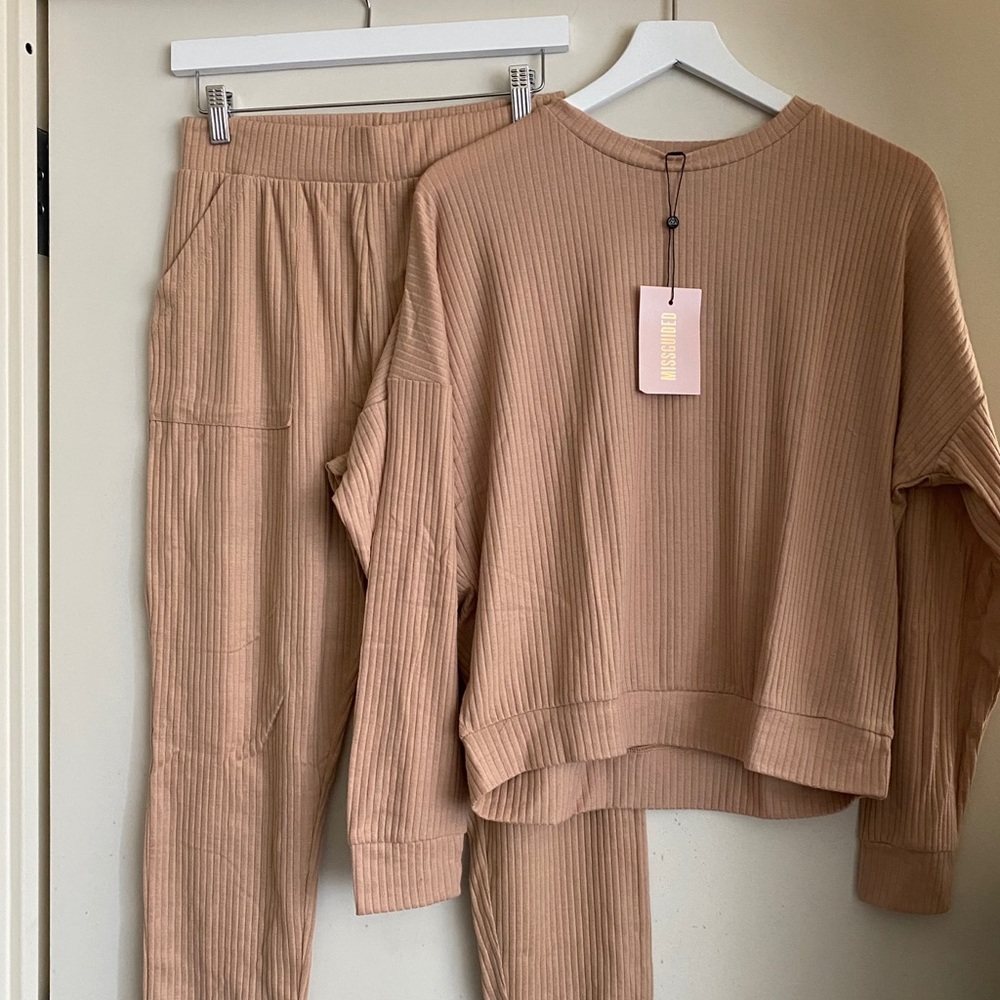 Camel Rib Soft Touch Loungewear Set - Picture 5 of 5